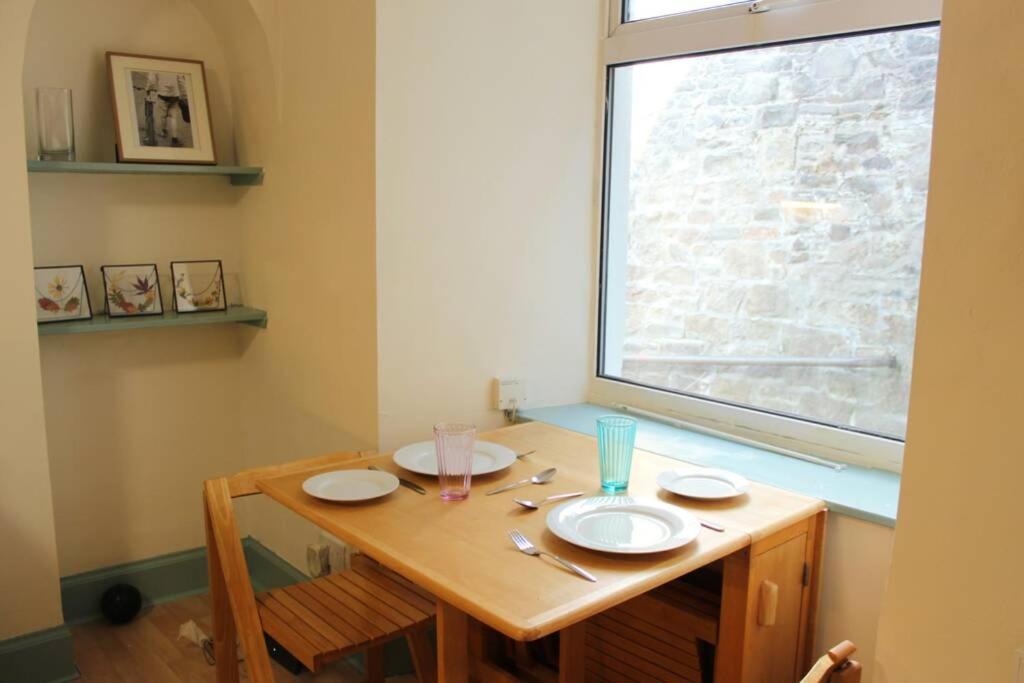 The Snug, A Great Flat In The Heart Of Peebles. Apartment ภายนอก รูปภาพ